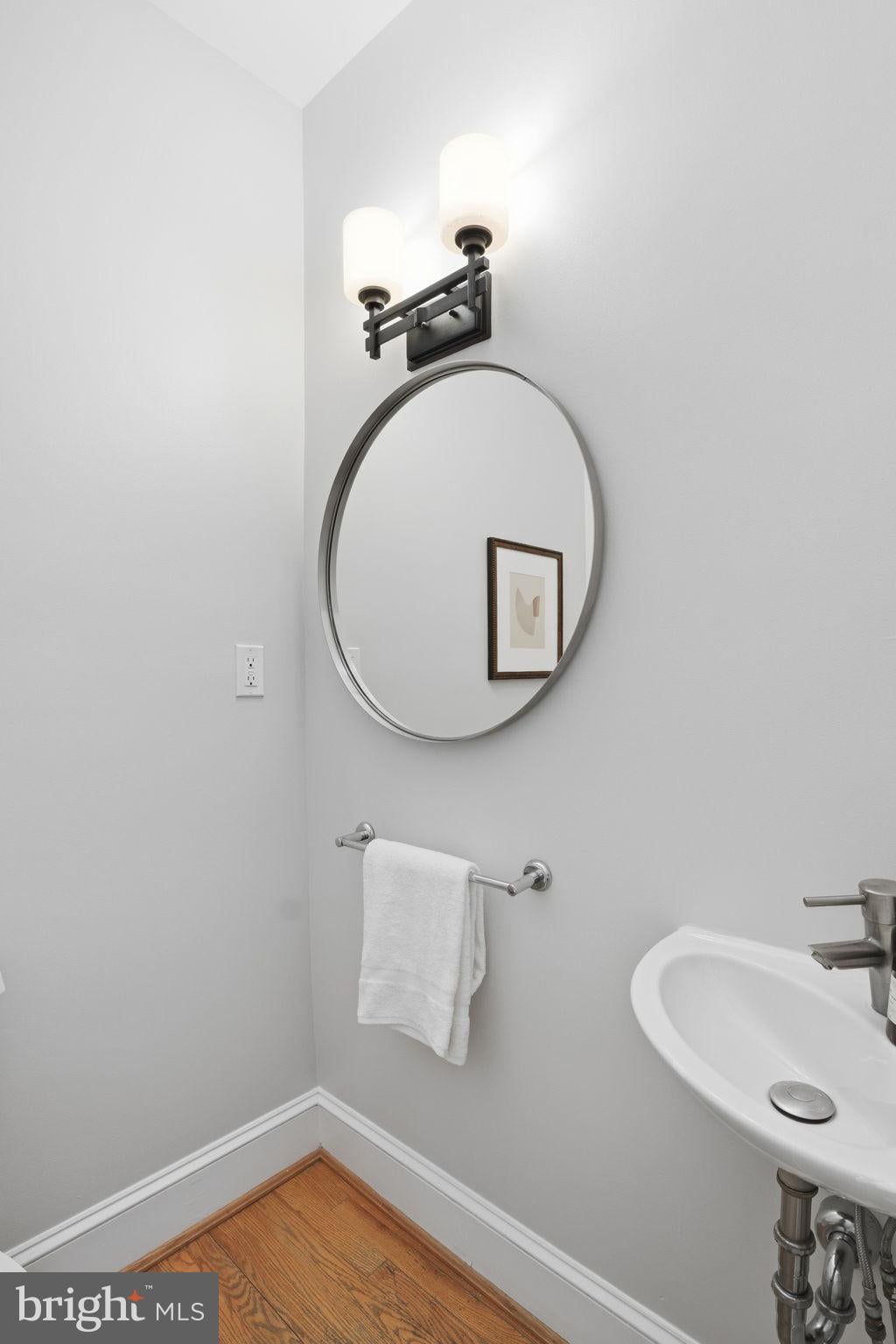 Photo of 600 Cedar Street NW, WASHINGTON, DC 20012 (MLS # DCDC2287334)