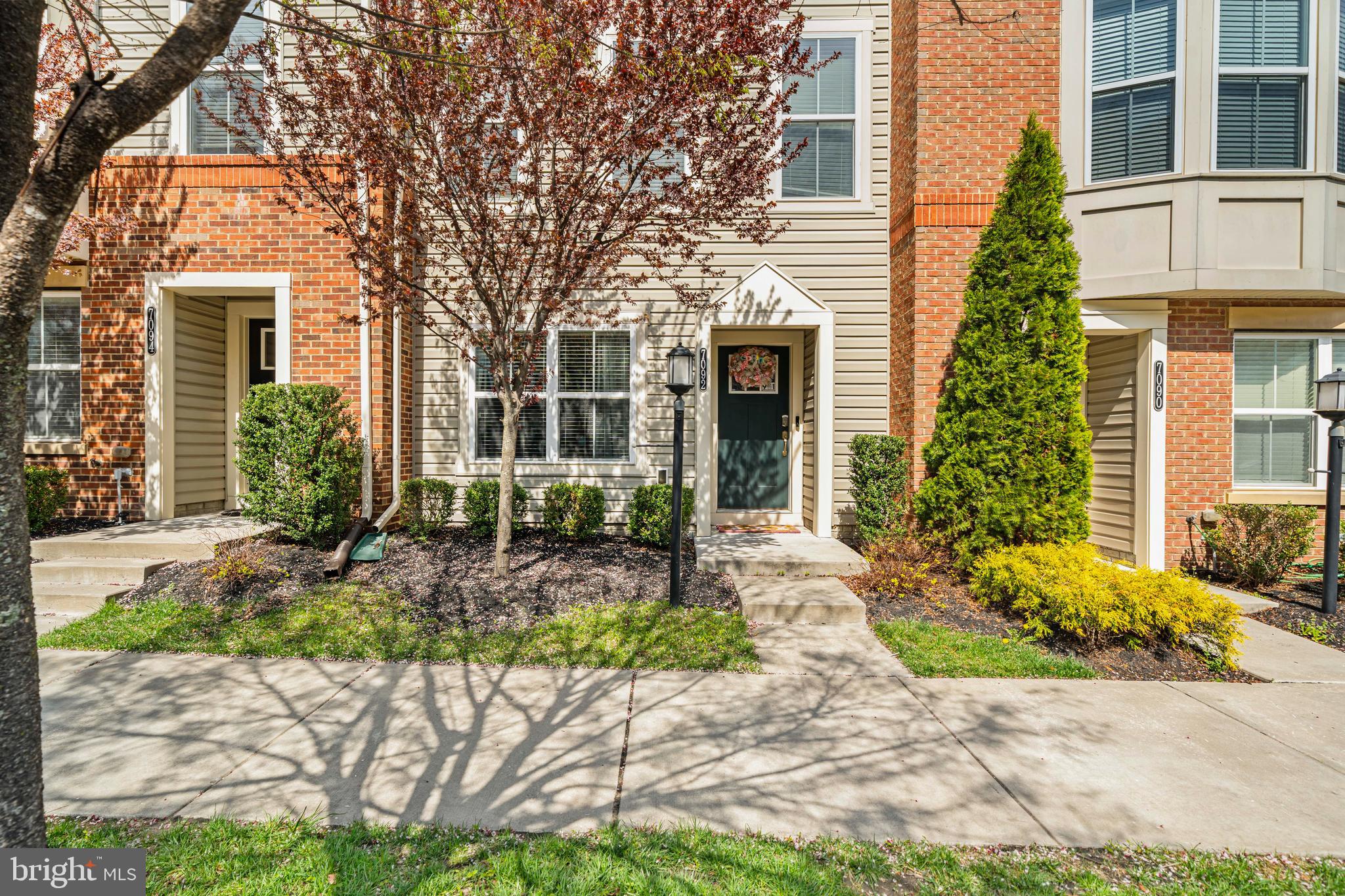 OXFORD SQUARE - Residential