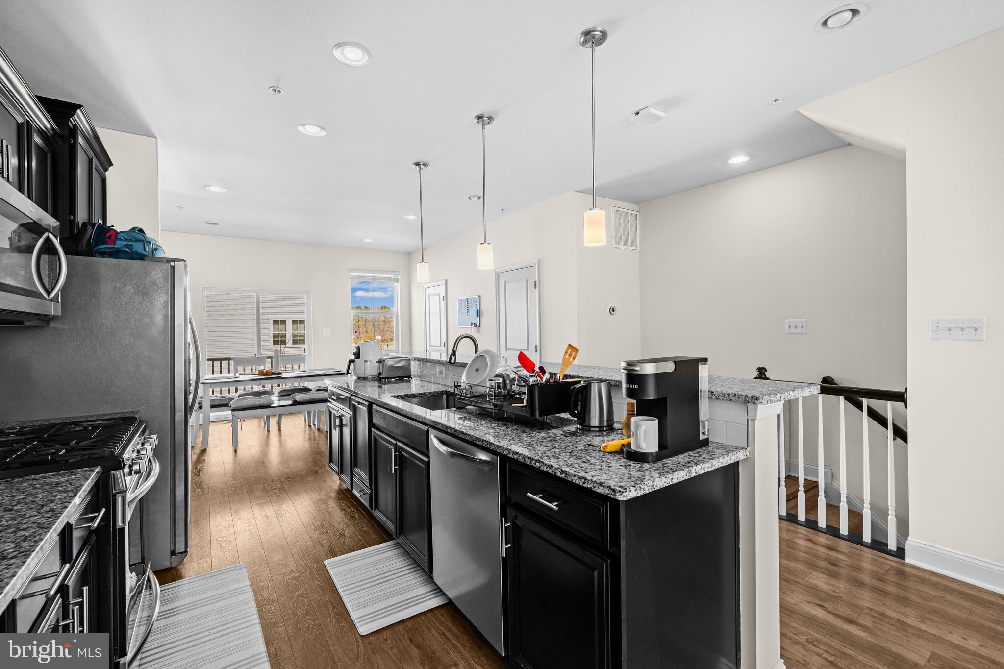 OXFORD SQUARE - Residential