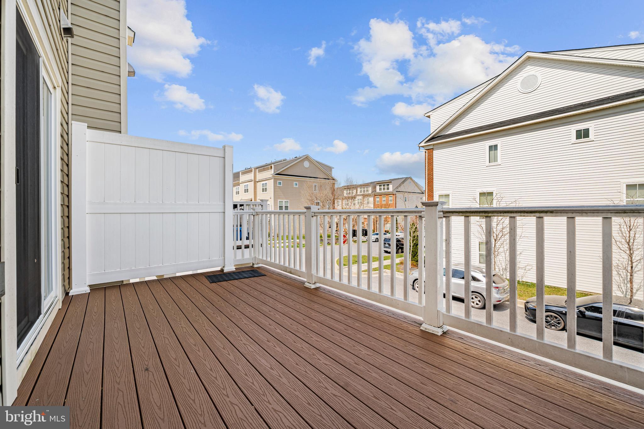 OXFORD SQUARE - Residential