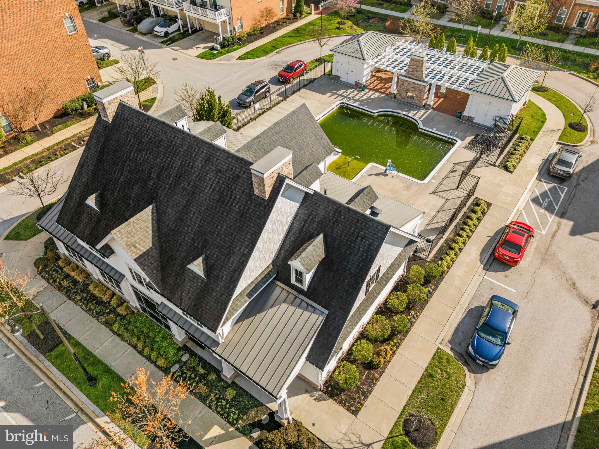 OXFORD SQUARE - Residential