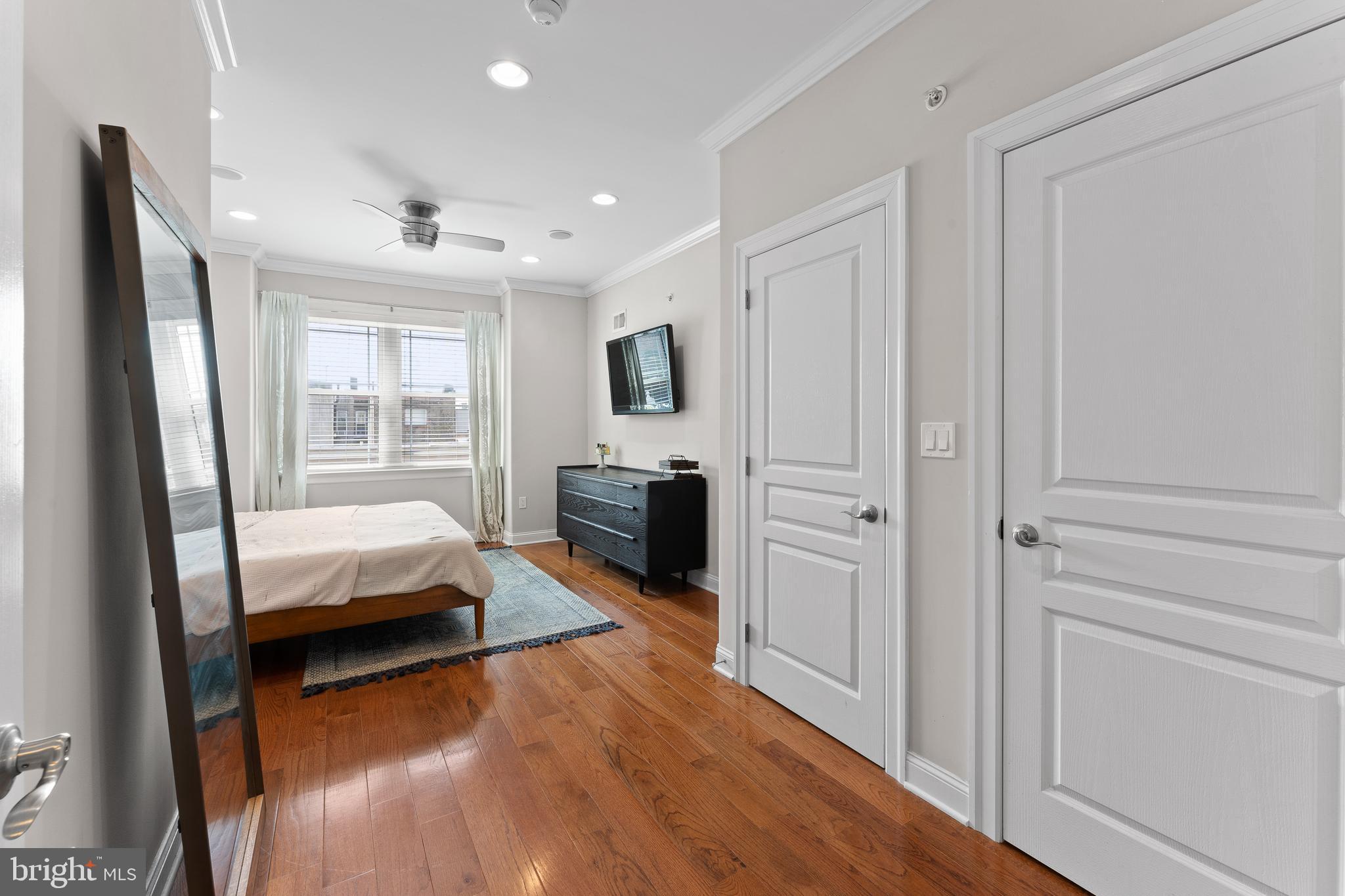 EAST PASSYUNK CROSSING - Residential Lease