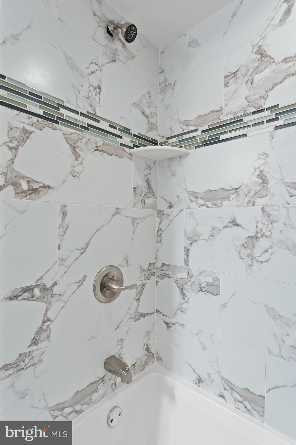 EAST PASSYUNK CROSSING - Residential Lease