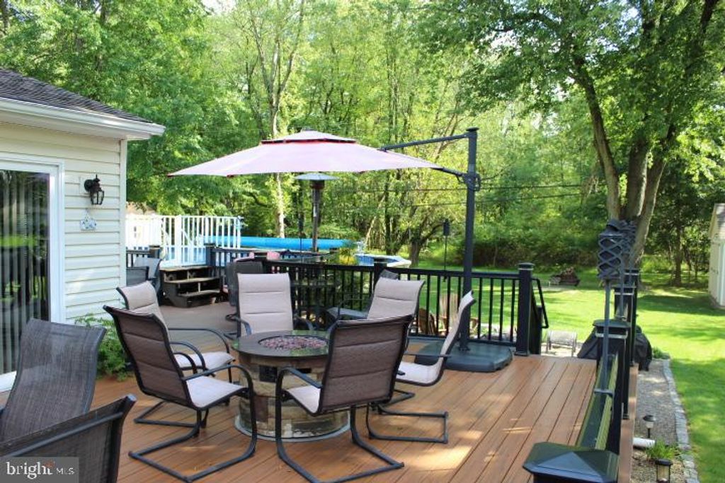 Photo of 1204 Vilsmeier Road, LANSDALE, PA 19446 (MLS # PAMC2160988)