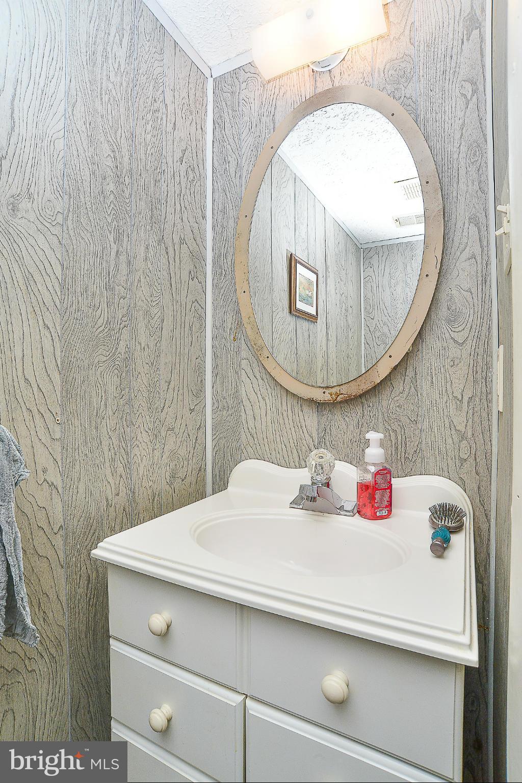 NEWINGTON COMMONS - Residential