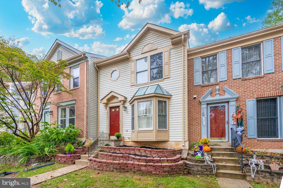 GUNNERS LAKE VILLAGE - Residential