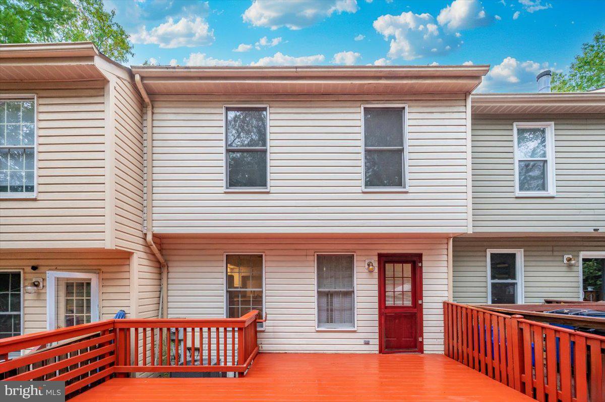 GUNNERS LAKE VILLAGE - Residential