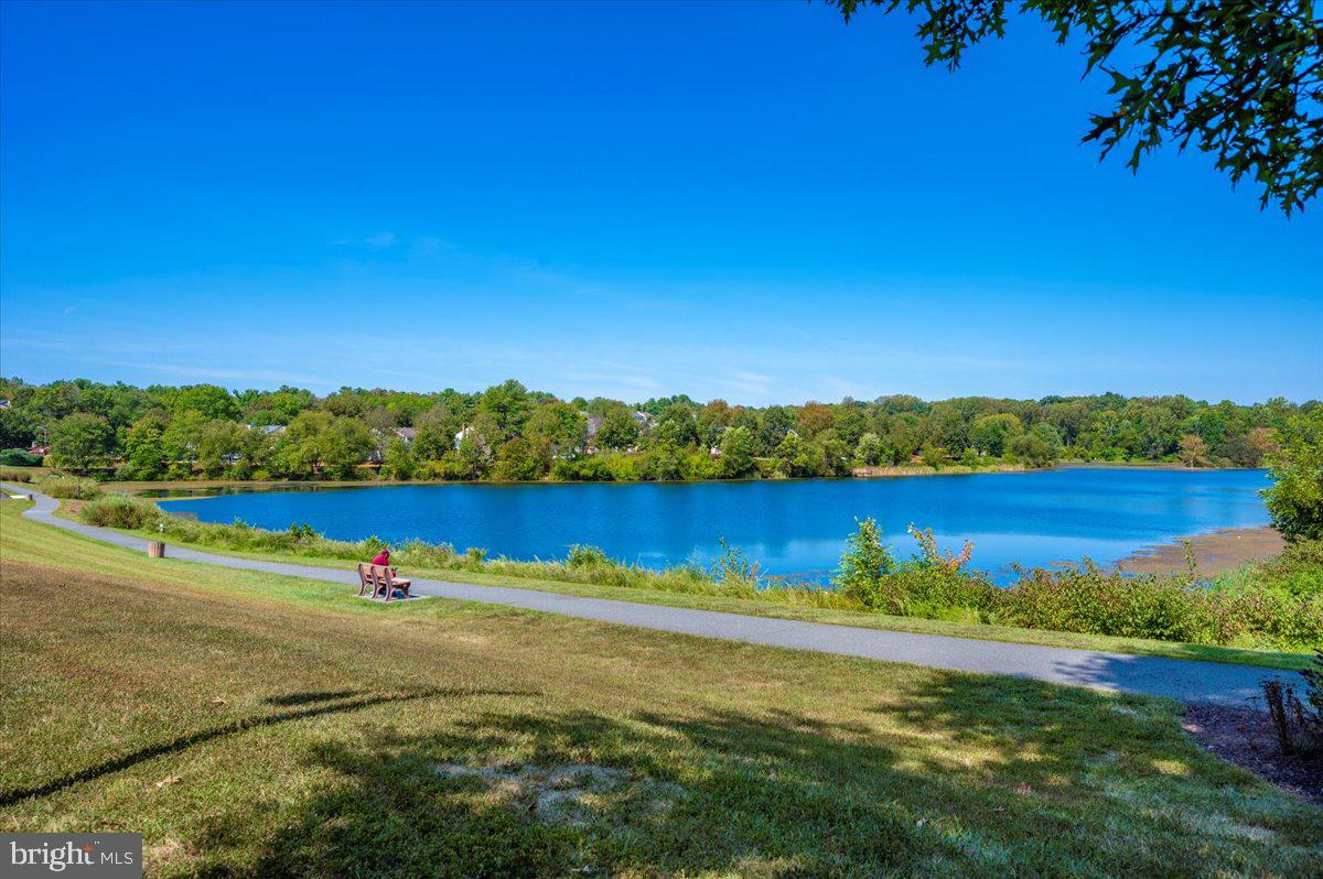 GUNNERS LAKE VILLAGE - Residential