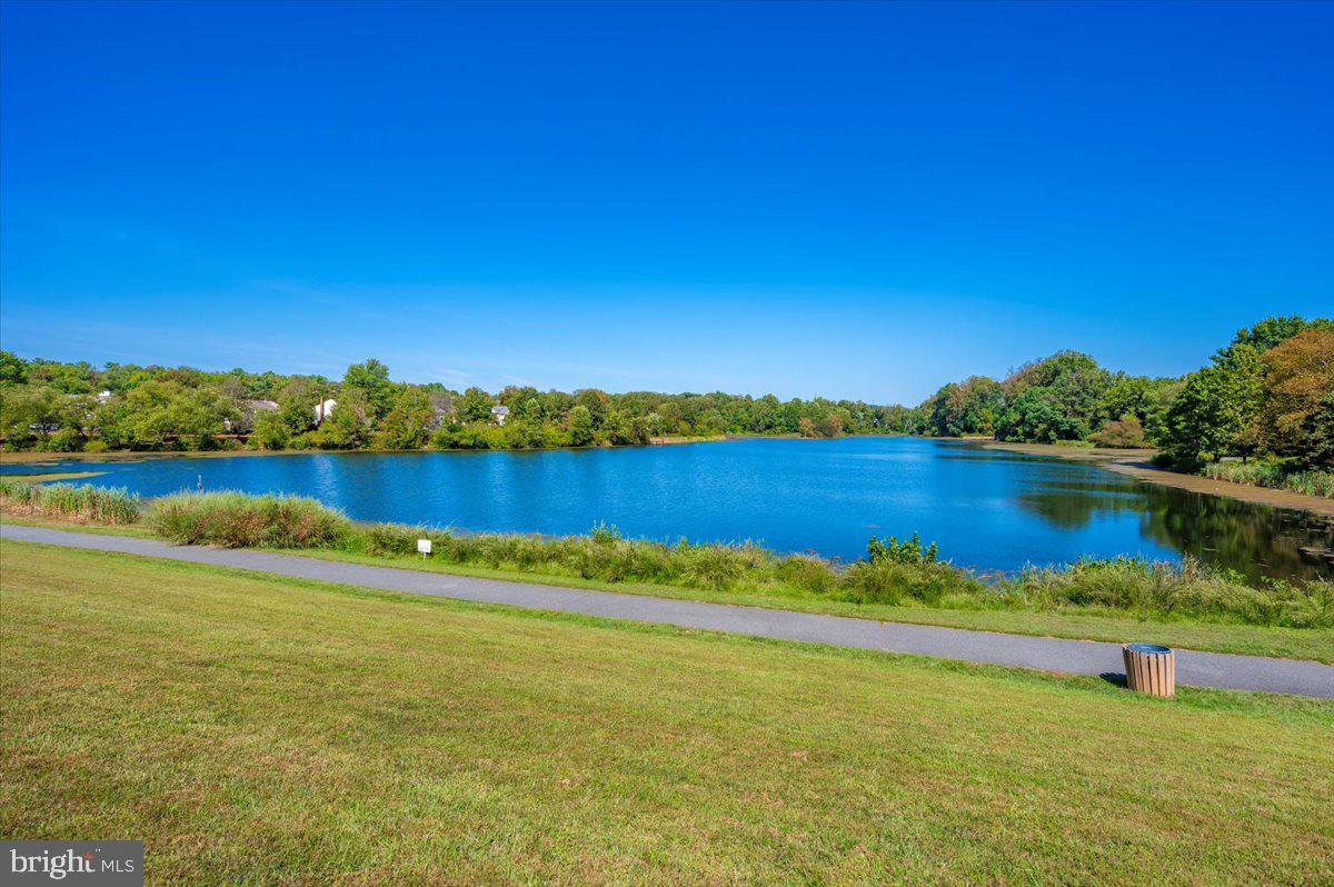 GUNNERS LAKE VILLAGE - Residential