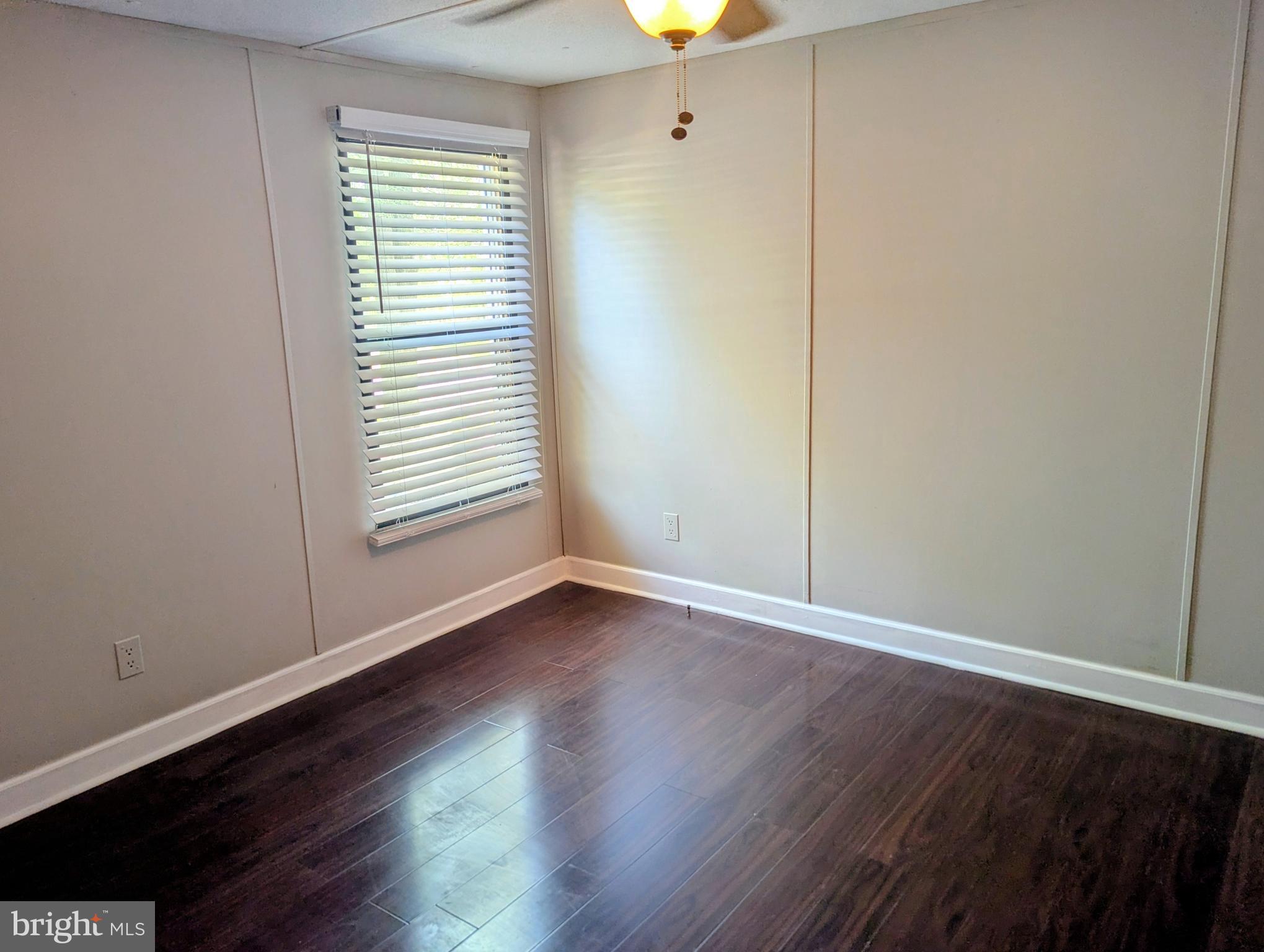 POTNETS CREEKSIDE - Residential
