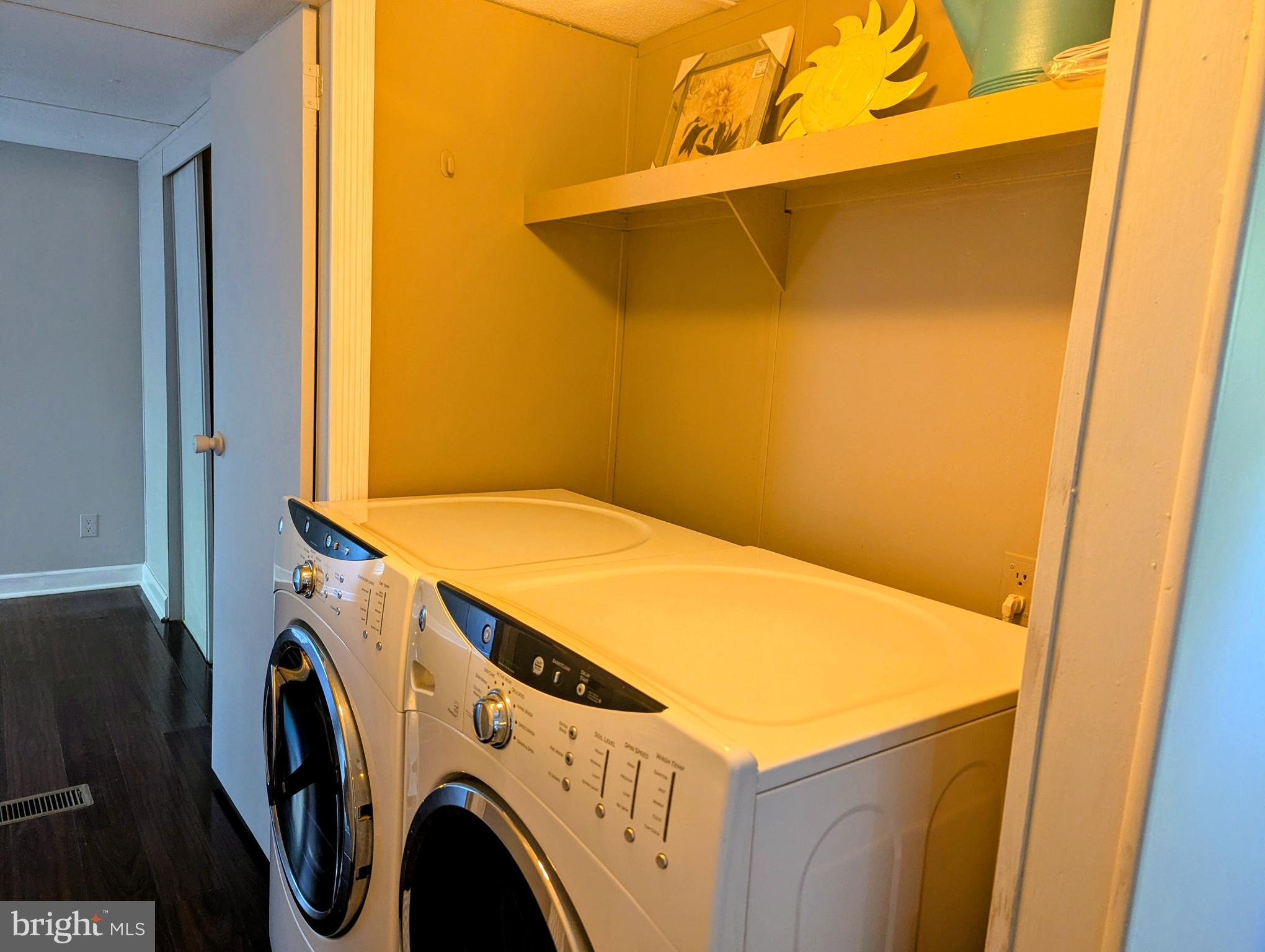 POTNETS CREEKSIDE - Residential