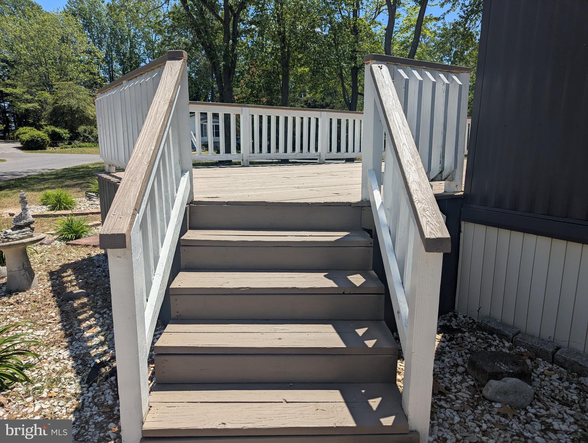 POTNETS CREEKSIDE - Residential