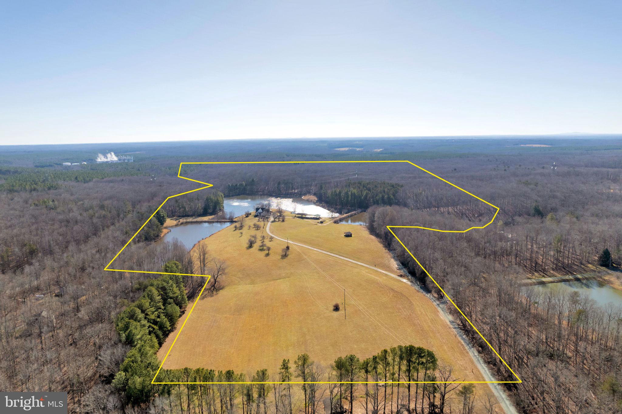 495 DEEPWOOD FARM DRIVE