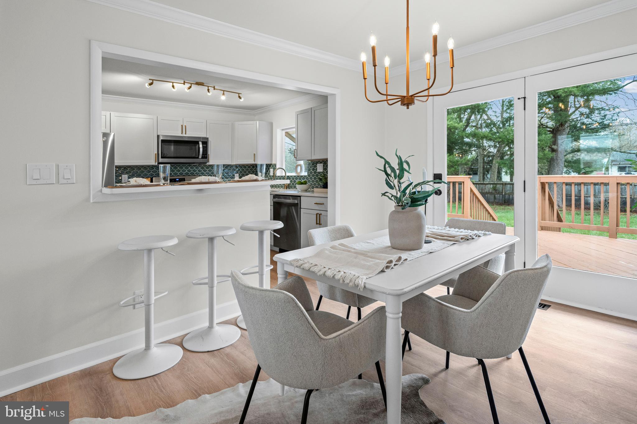 EDGE MEAD - Residential