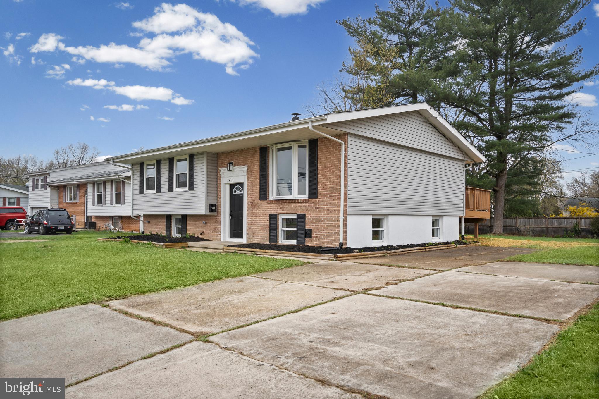 EDGE MEAD - Residential