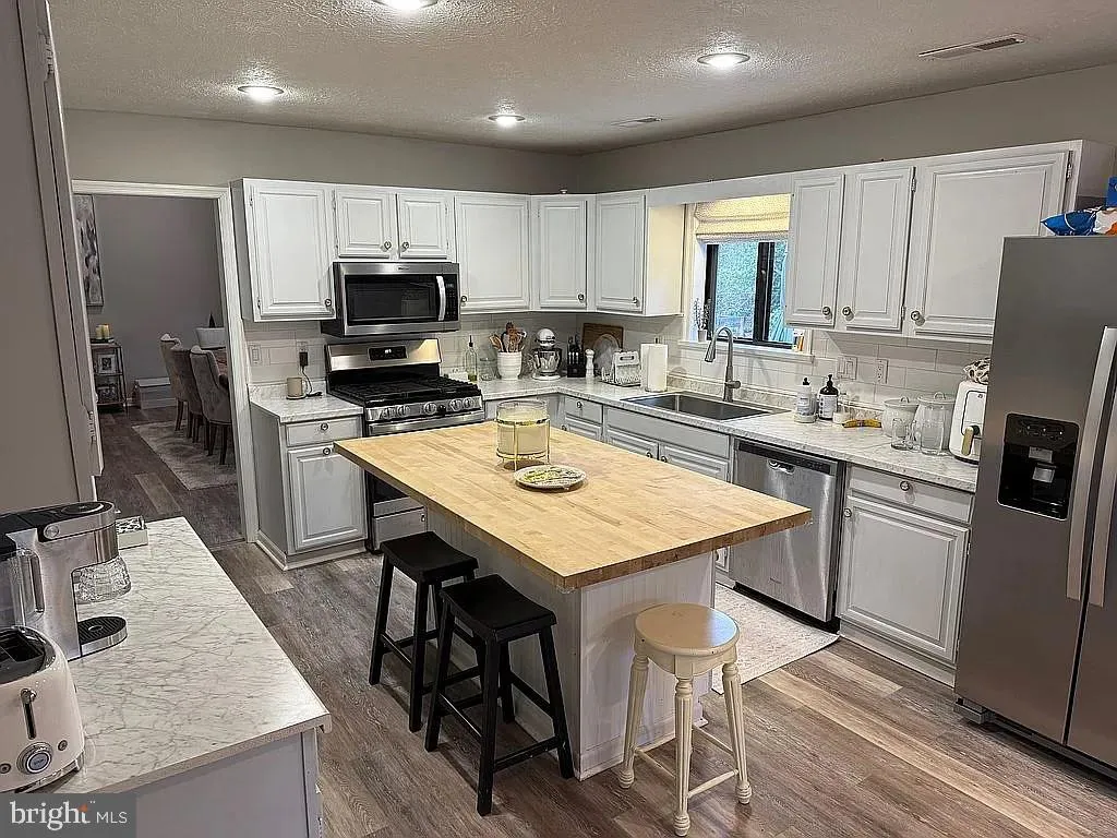 California, Maryland 20619, United States, 3 Bedrooms Bedrooms, ,3 BathroomsBathrooms,Residential,Contingent,12877