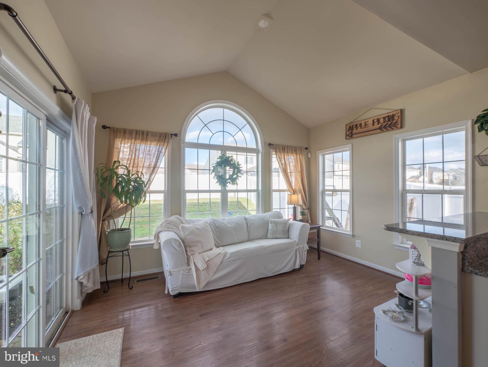 NORTH BROOK - Residential