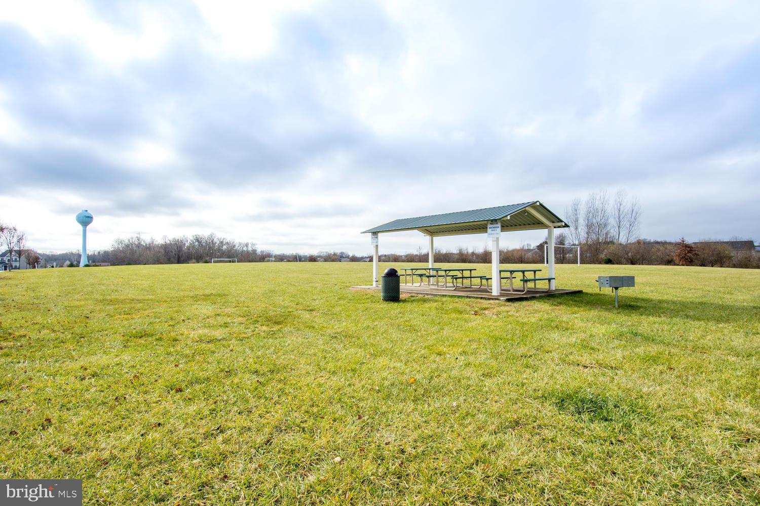 NORTH BROOK - Residential