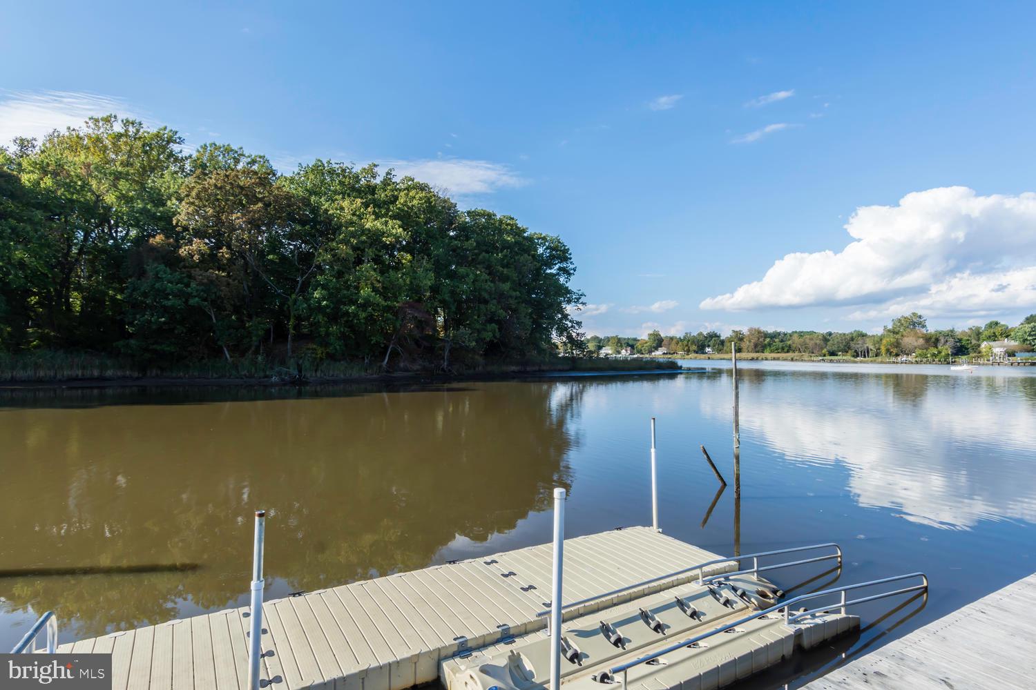 NORTH BROOK - Residential