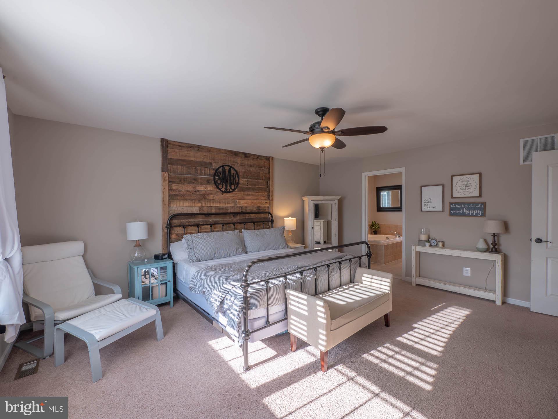 NORTH BROOK - Residential