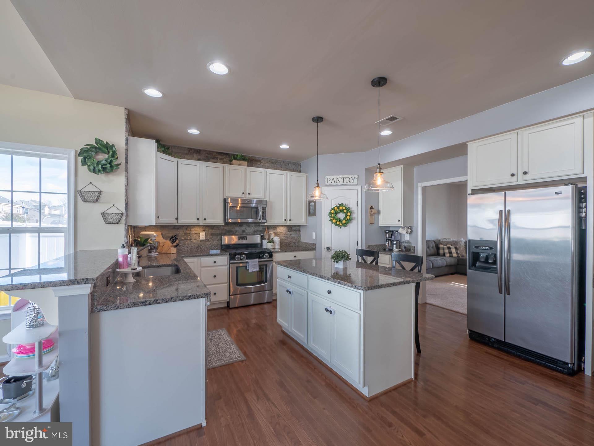 NORTH BROOK - Residential