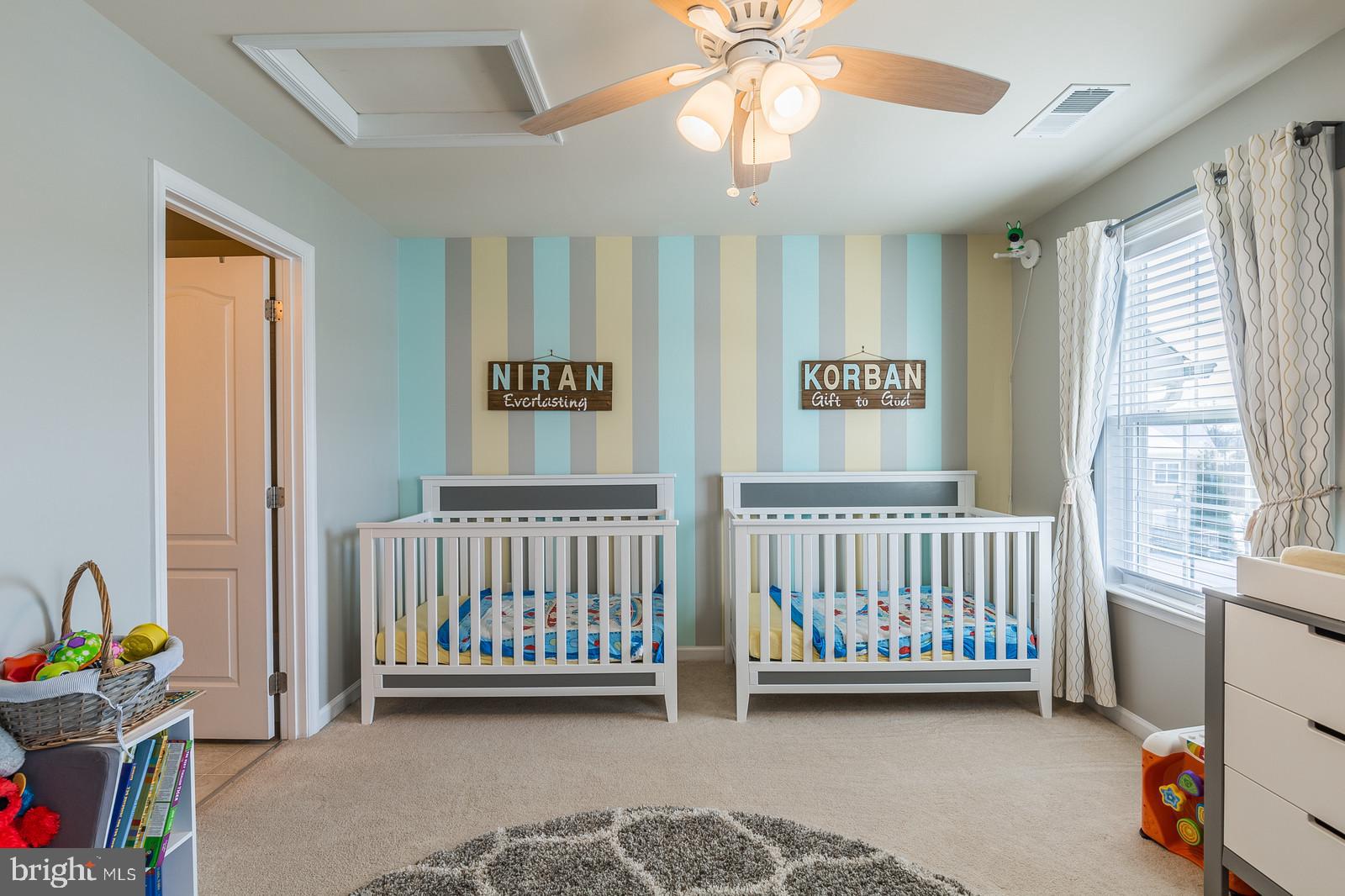 RIVER OAKS - Residential