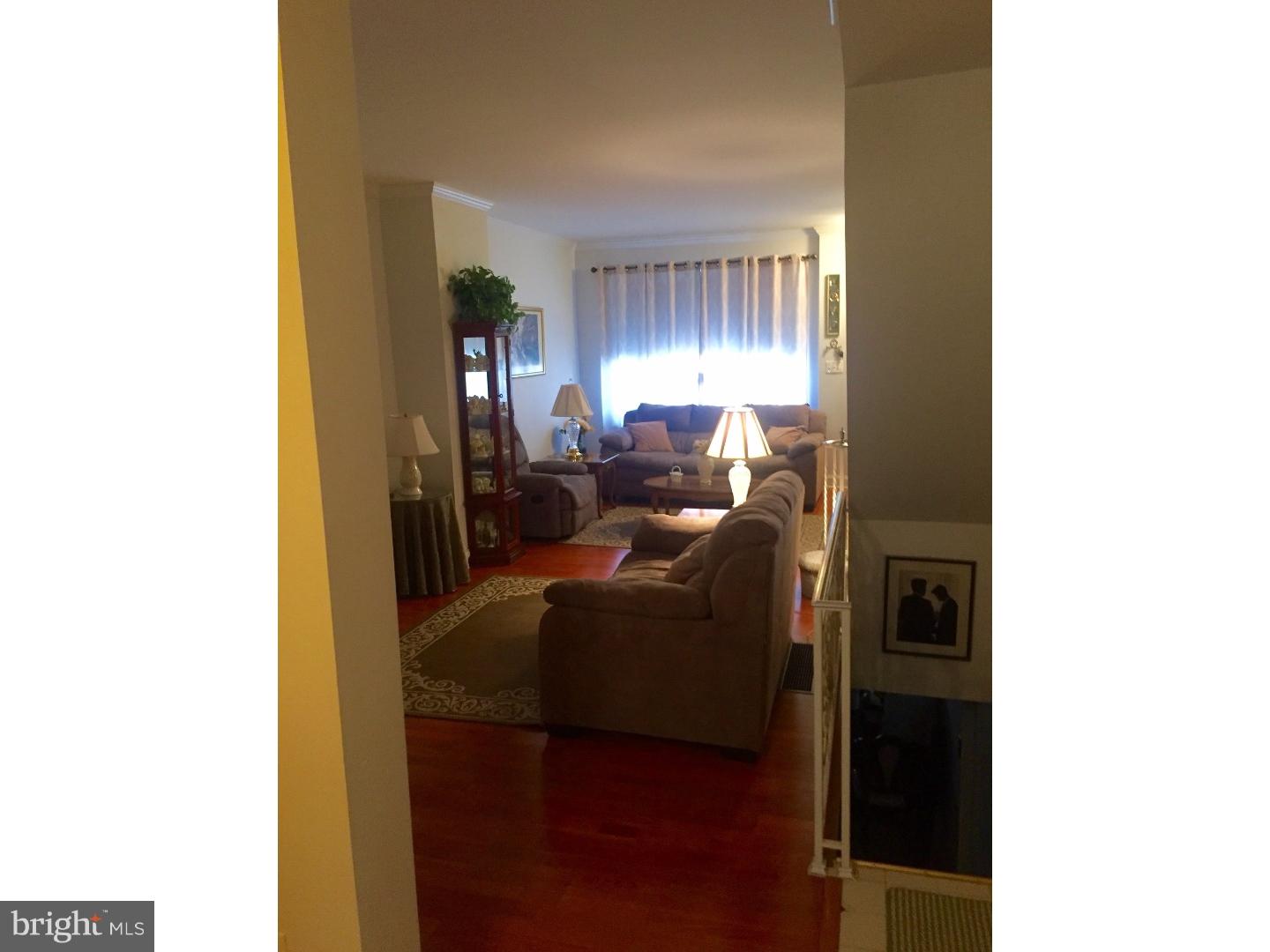 WHITMAN - Residential