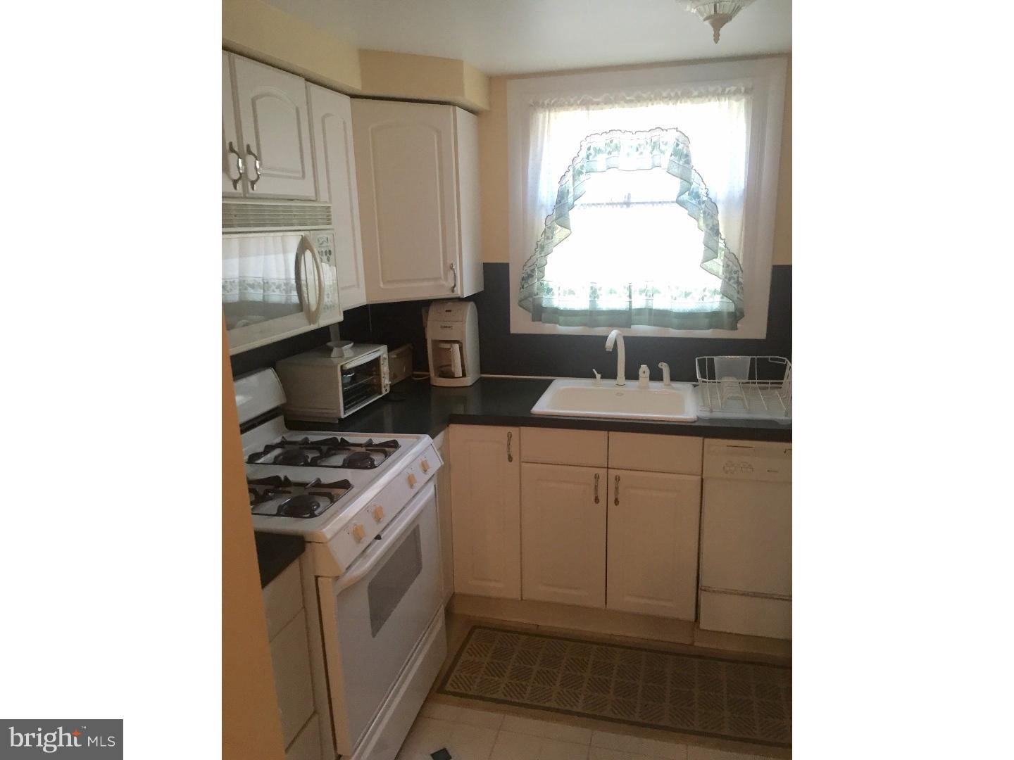 WHITMAN - Residential