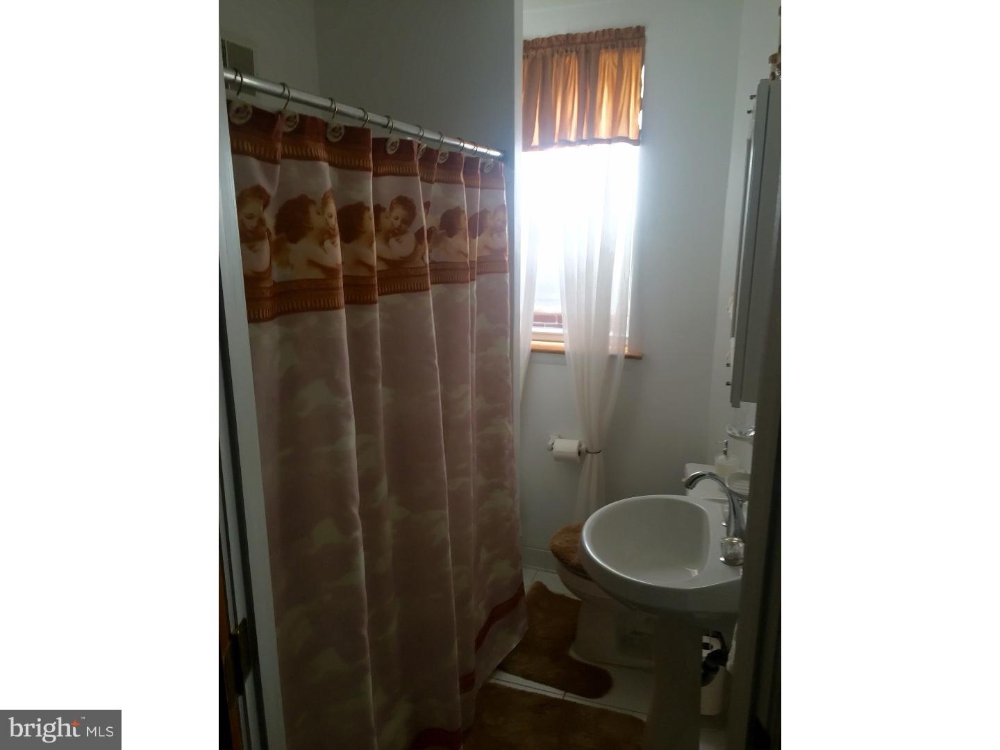 WHITMAN - Residential