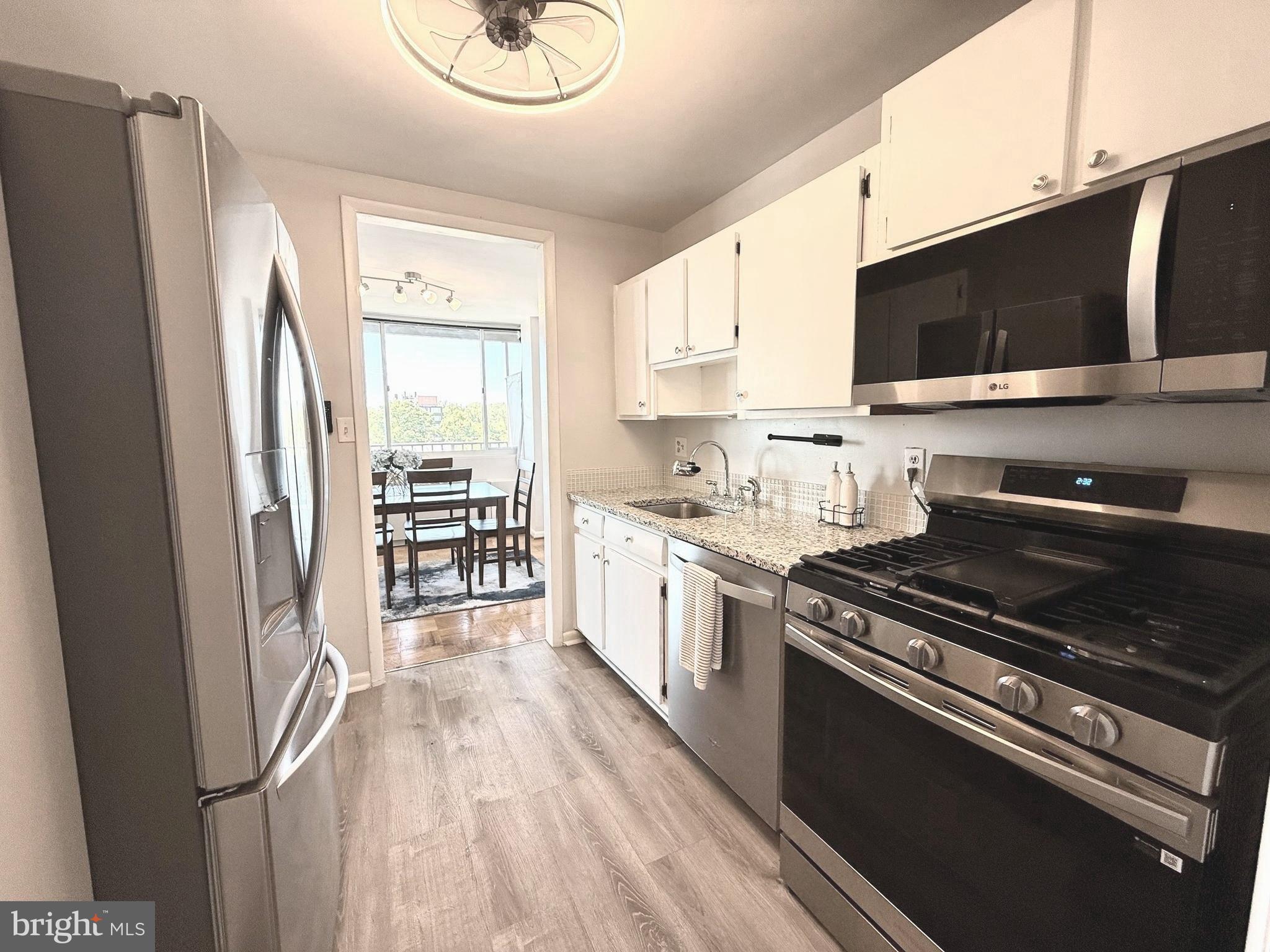 YORKTOWN CONDOMINIUM - Residential