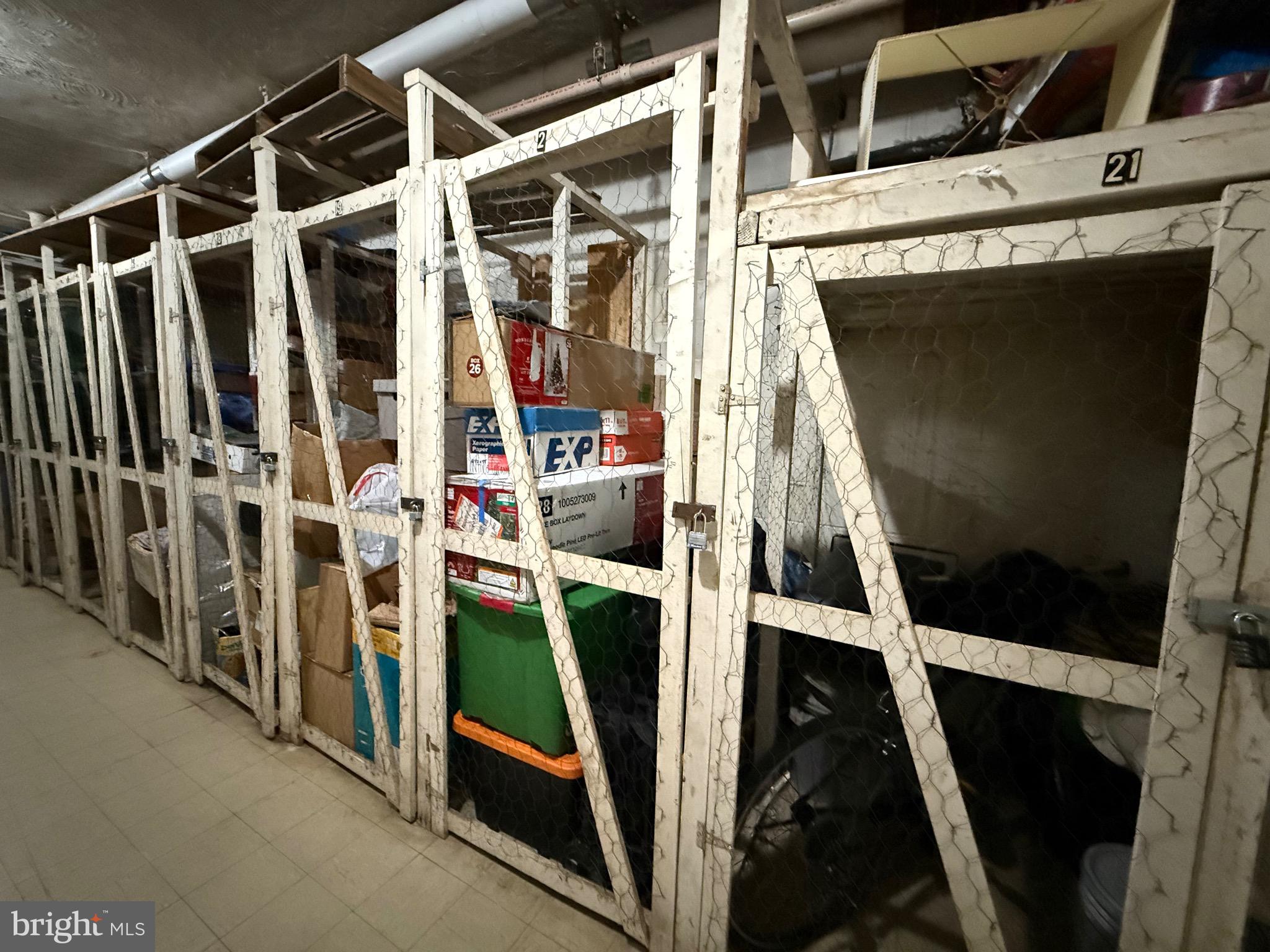 YORKTOWN CONDOMINIUM - Residential