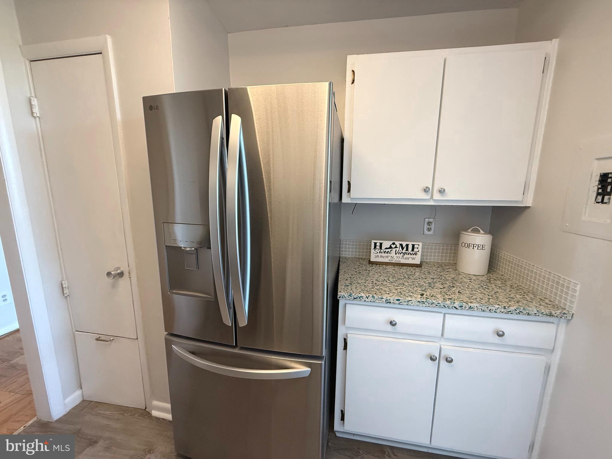 YORKTOWN CONDOMINIUM - Residential
