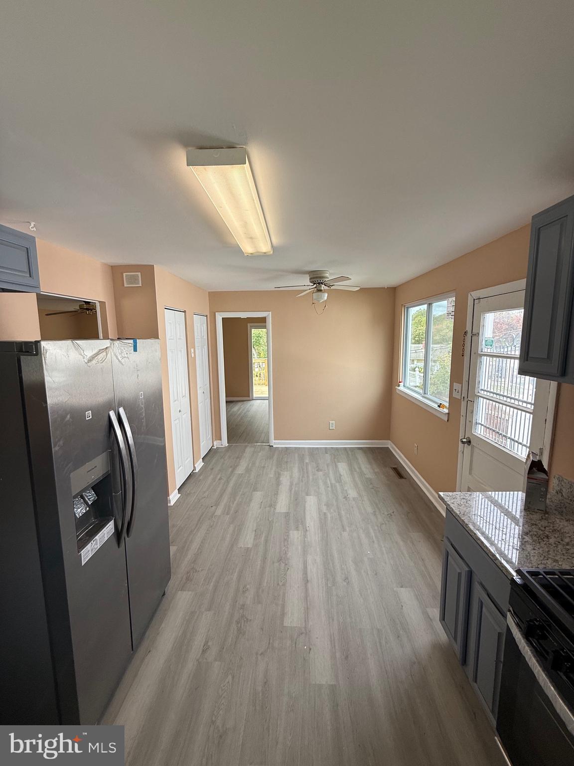 WINDSOR  MILL - Residential