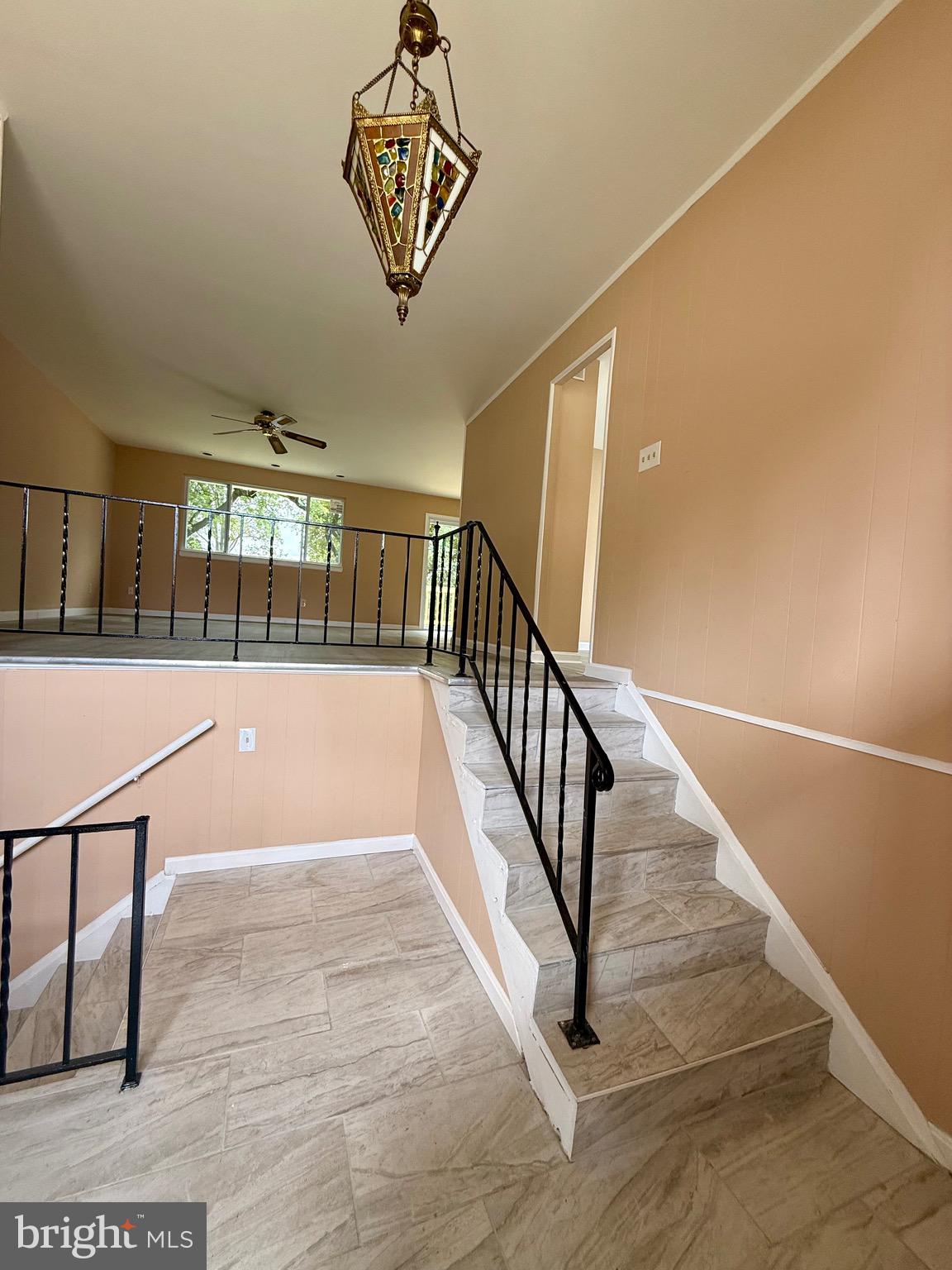 WINDSOR  MILL - Residential