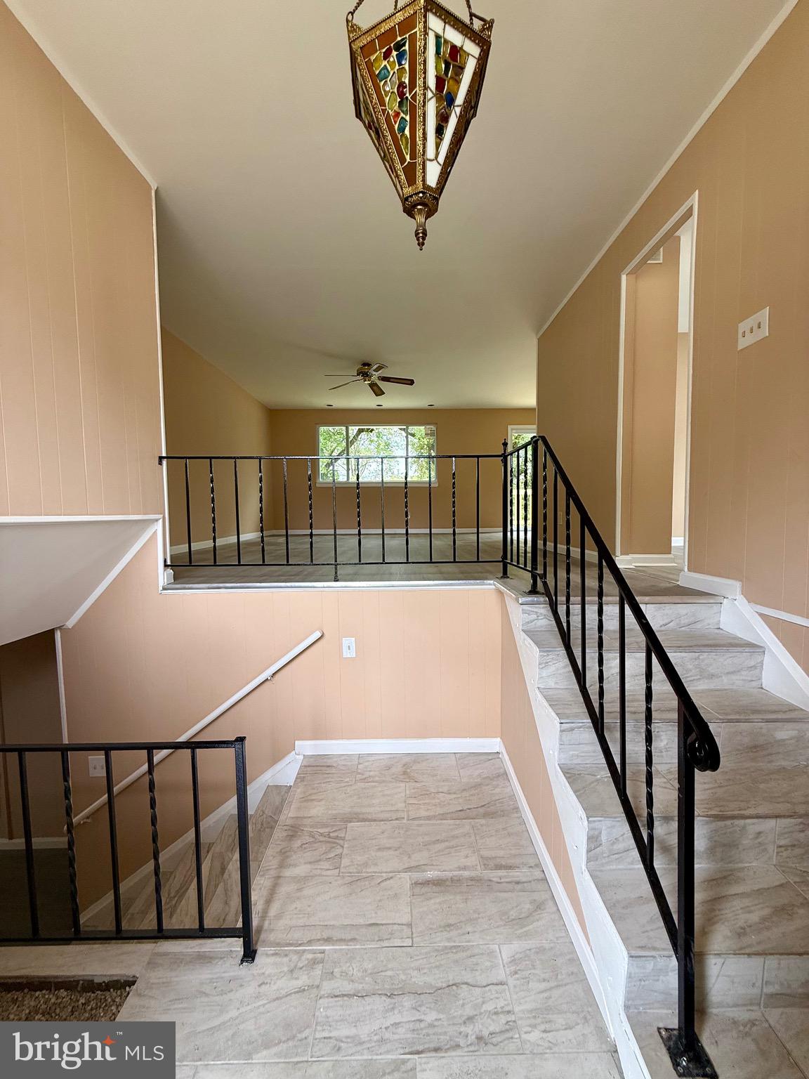 WINDSOR  MILL - Residential