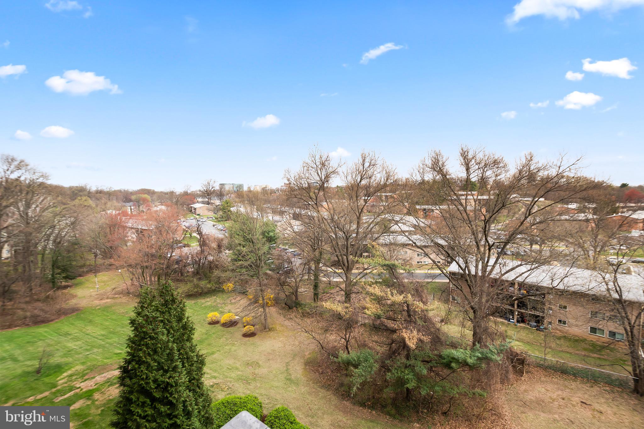 IDYLWOOD TOWERS CONDO - Residential