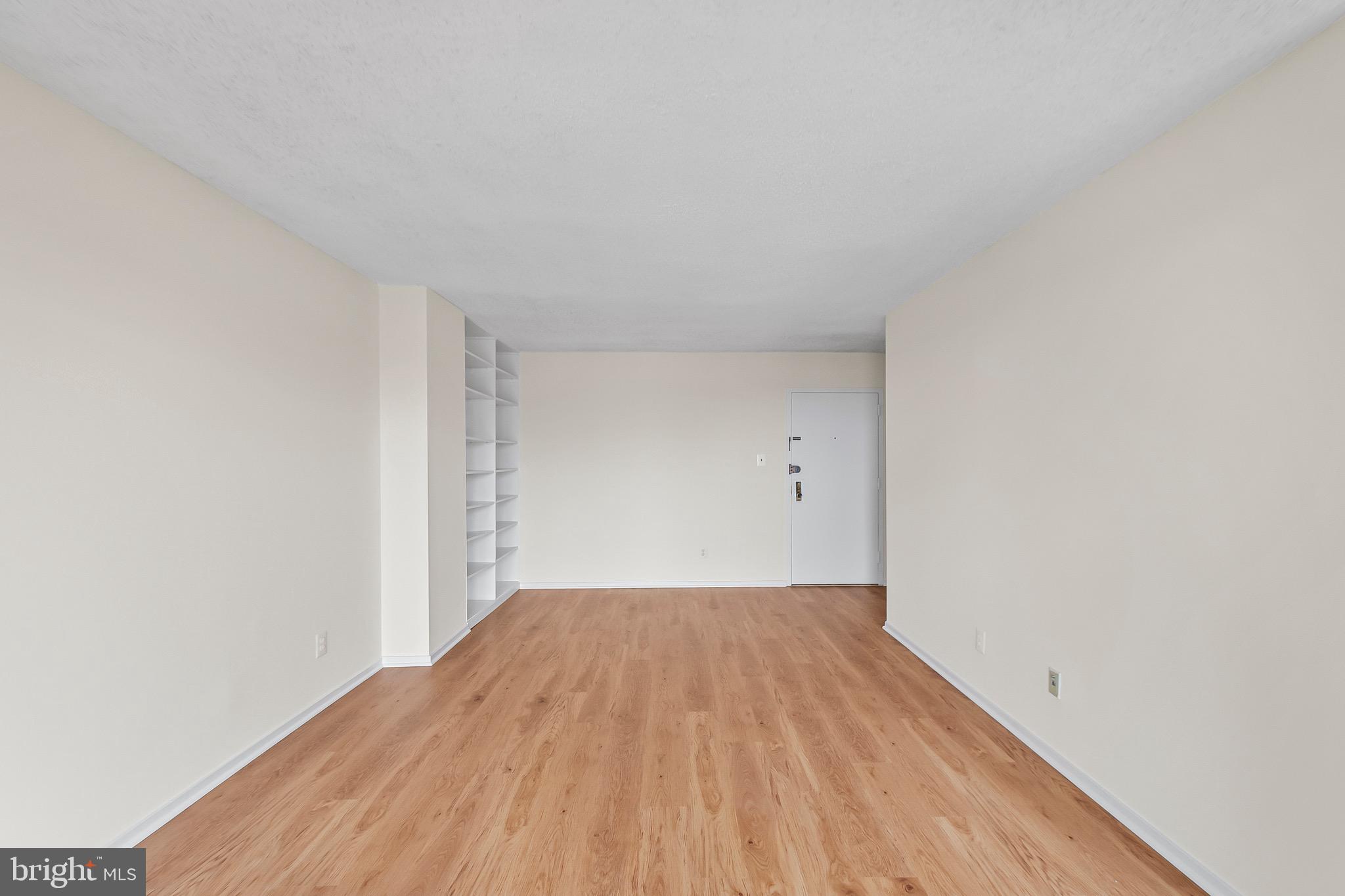 IDYLWOOD TOWERS CONDO - Residential