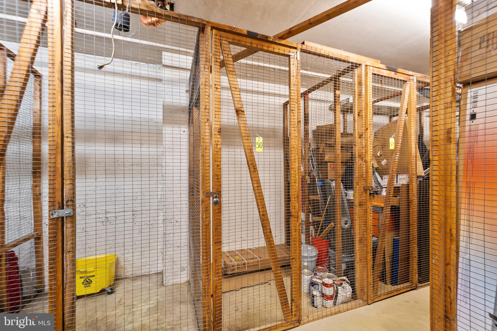 IDYLWOOD TOWERS CONDO - Residential