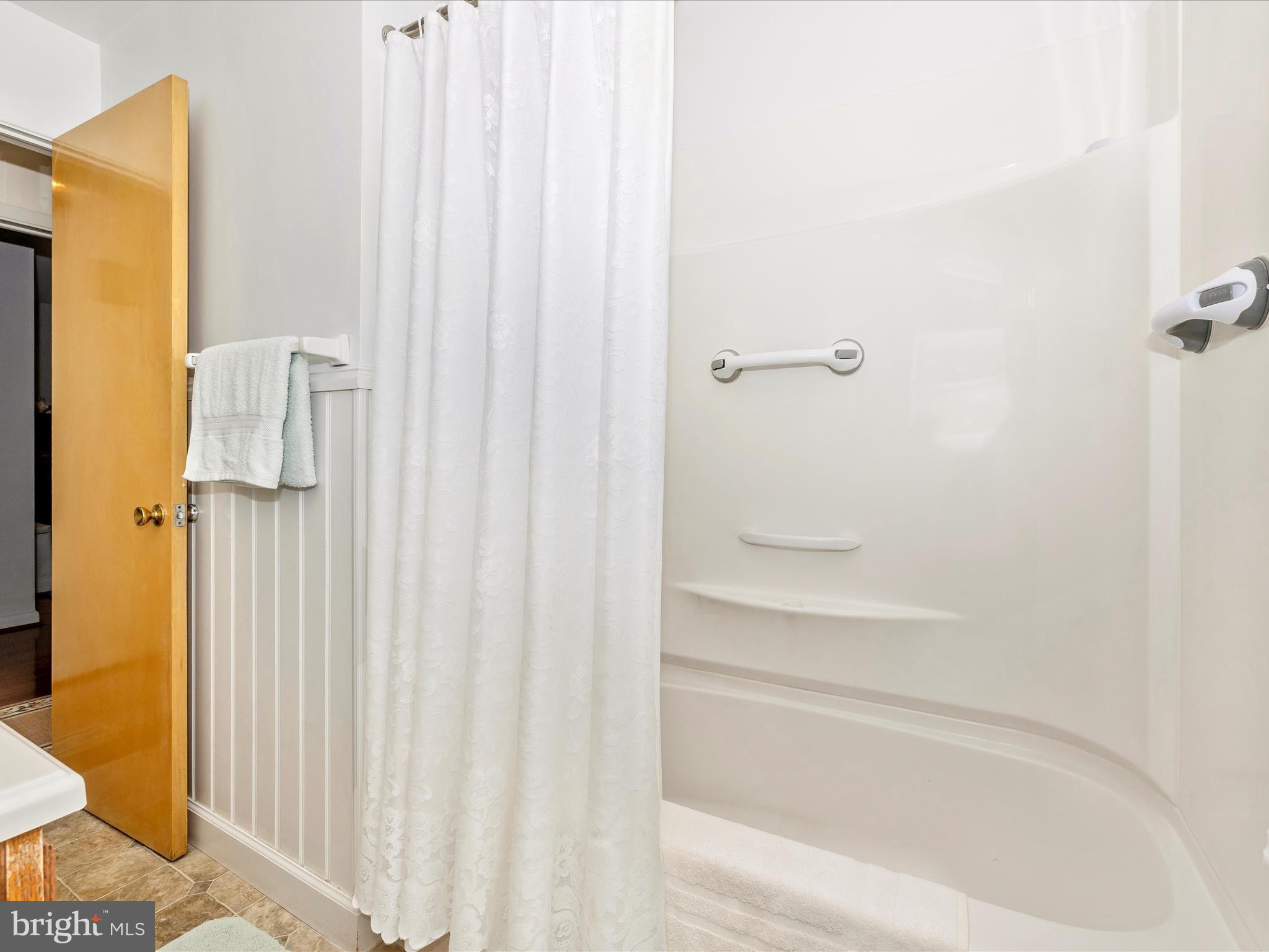 HALFWAY AREA - Residential