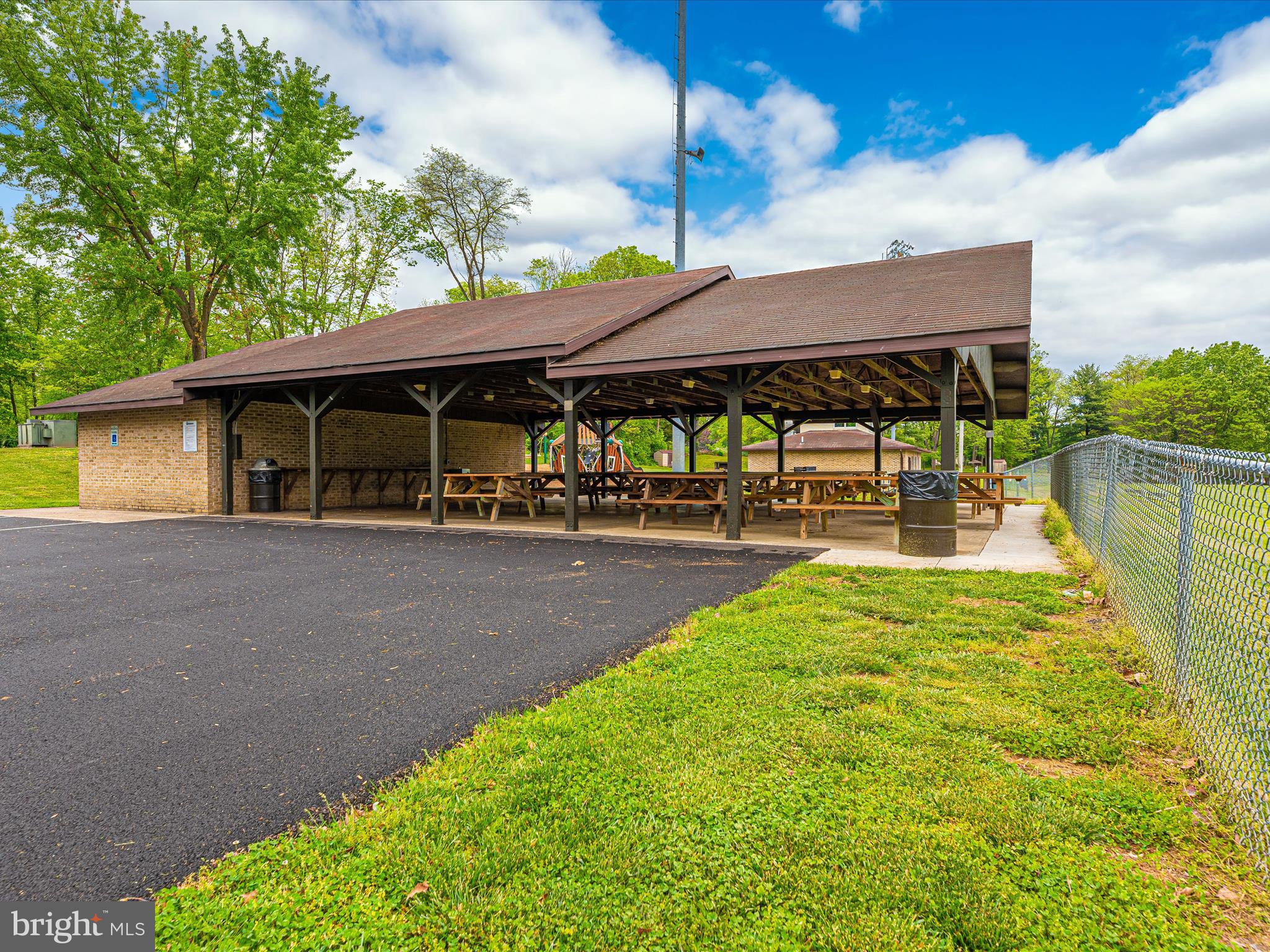 HALFWAY AREA - Residential