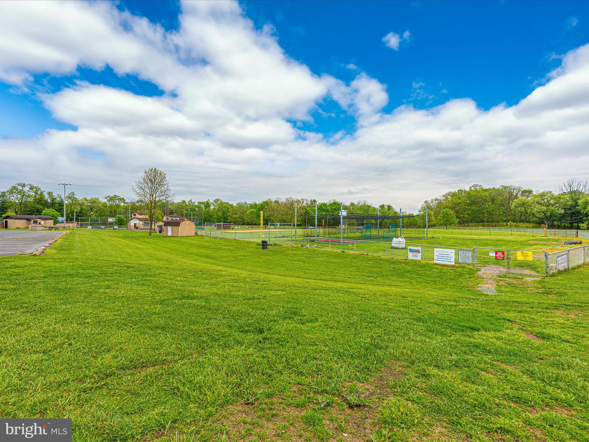 HALFWAY AREA - Residential
