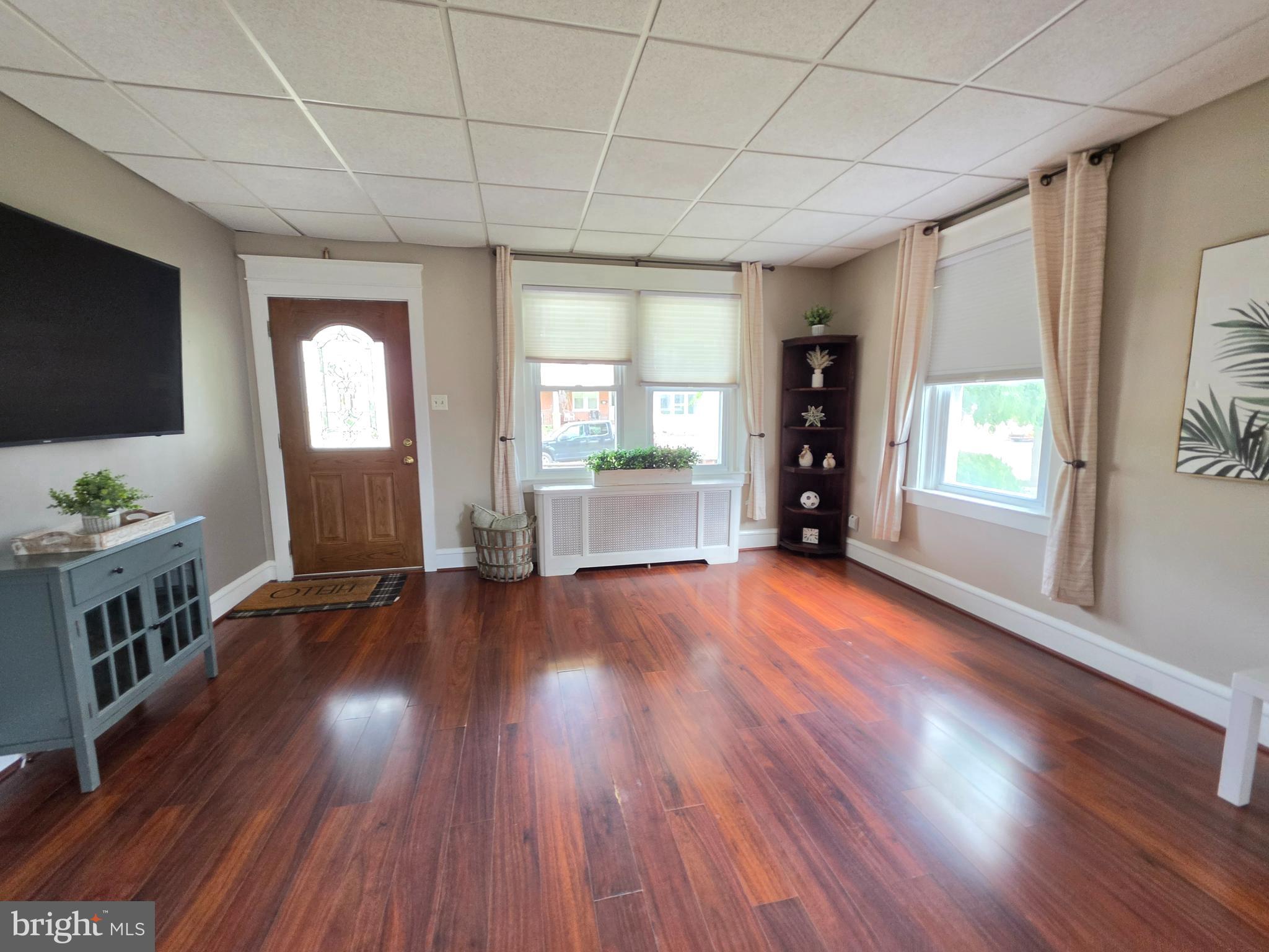 742 W THIRD STREET