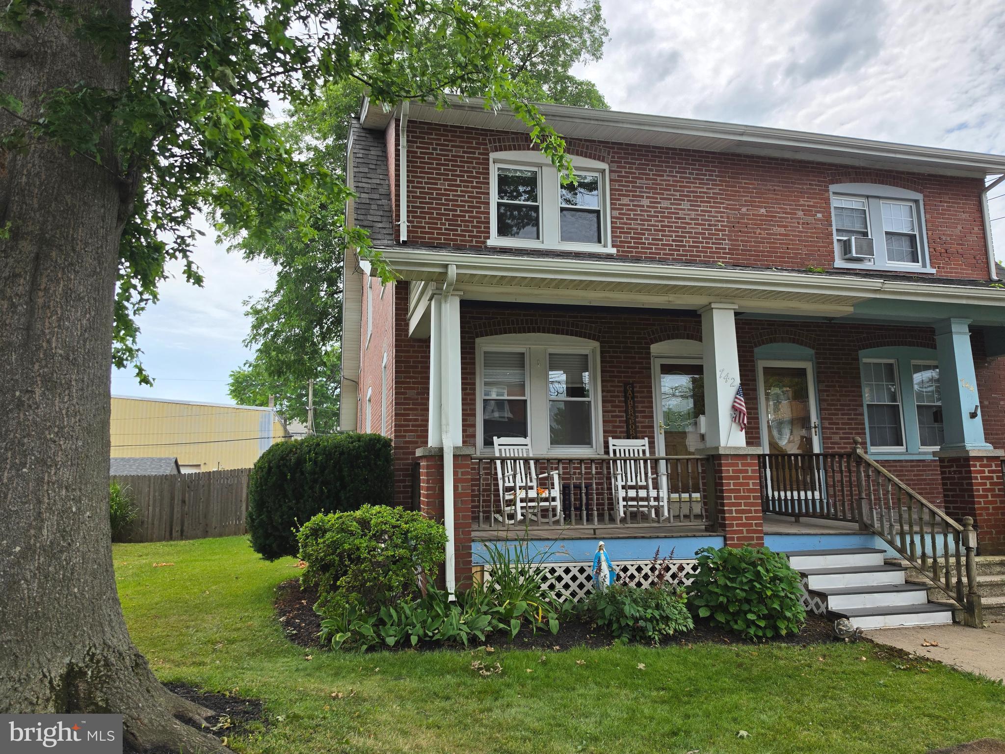 742 W THIRD STREET