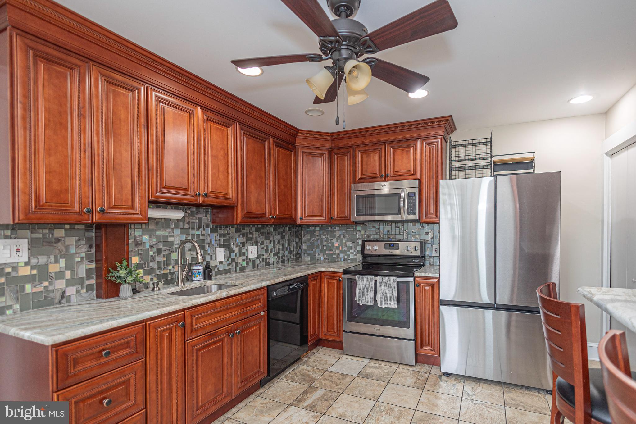 742 W THIRD STREET