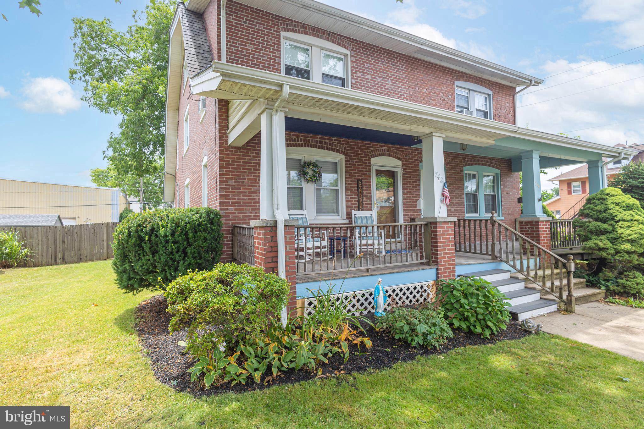 742 W THIRD STREET