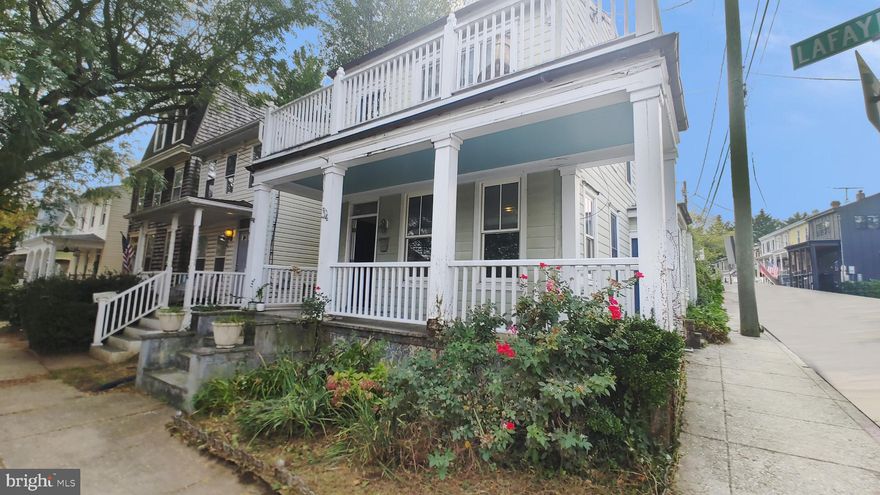 This colonial-style residence, situated in the desirable Murray Hill subdivision, offers a blend of classic architecture and modern amenities. Built in 1900, this detached home features a traditional floor plan with 2,280 square feet of finished living space, ideal for both entertaining and everyday living. Interior highlights include three spacious bedrooms and a well-appointed full bathroom featuring a tub shower. The kitchen, designed with a country aesthetic, is equipped with stainless steel appliances and a breakfast area, perfect for casual dining. Hardwood floors and carpeted areas enhance the warmth of the living spaces, while ceiling fans and centralized air conditioning provide comfort. The exterior boasts a corner lot with sidewalks, enhancing the neighborhood's walkability. A welcoming porch invites relaxation, while the attached two-car garage offers convenience and additional storage. Located in an urban setting, this property provides easy access to local amenities and services. The proximity to Acton Cove allows for water-oriented activities, enhancing the lifestyle appeal of this home. This residence combines historical charm with modern functionality, making it an excellent choice for those seeking an opportunity in a vibrant community.