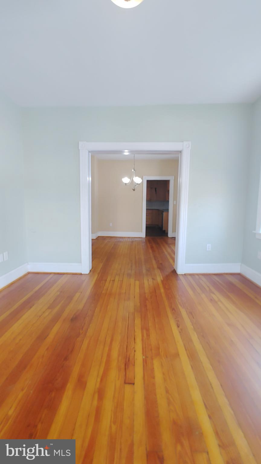 MURRAY HILL - Residential