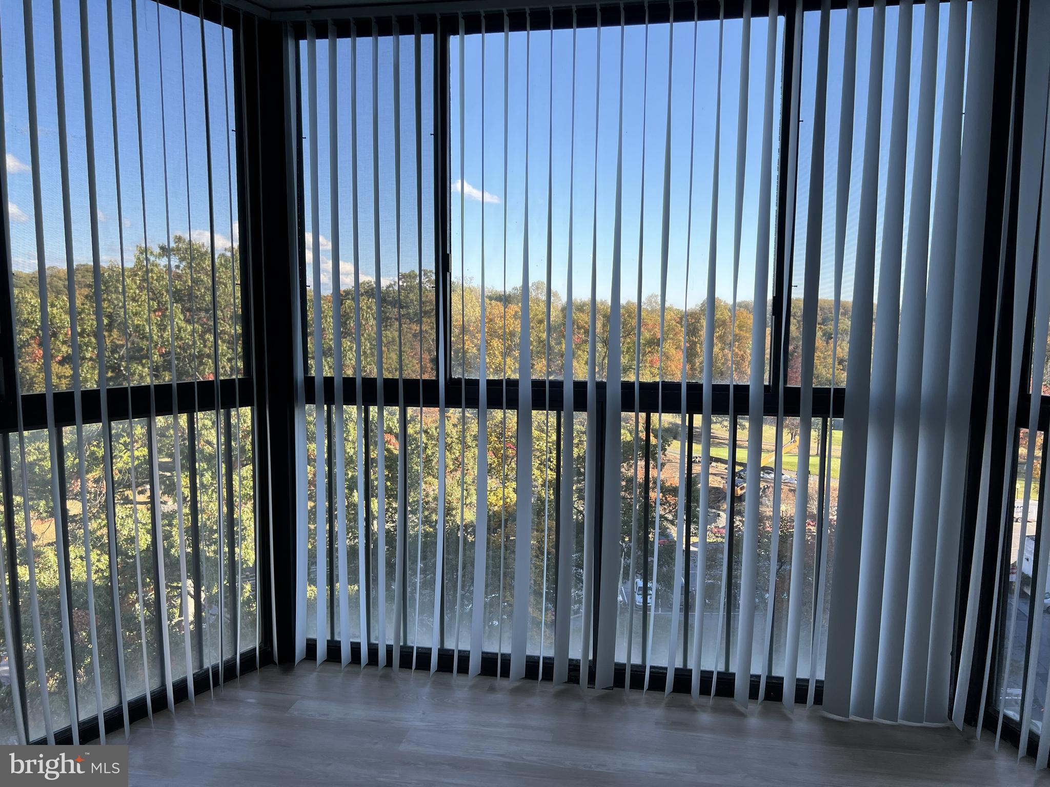 LEISURE WORLD - Residential Lease