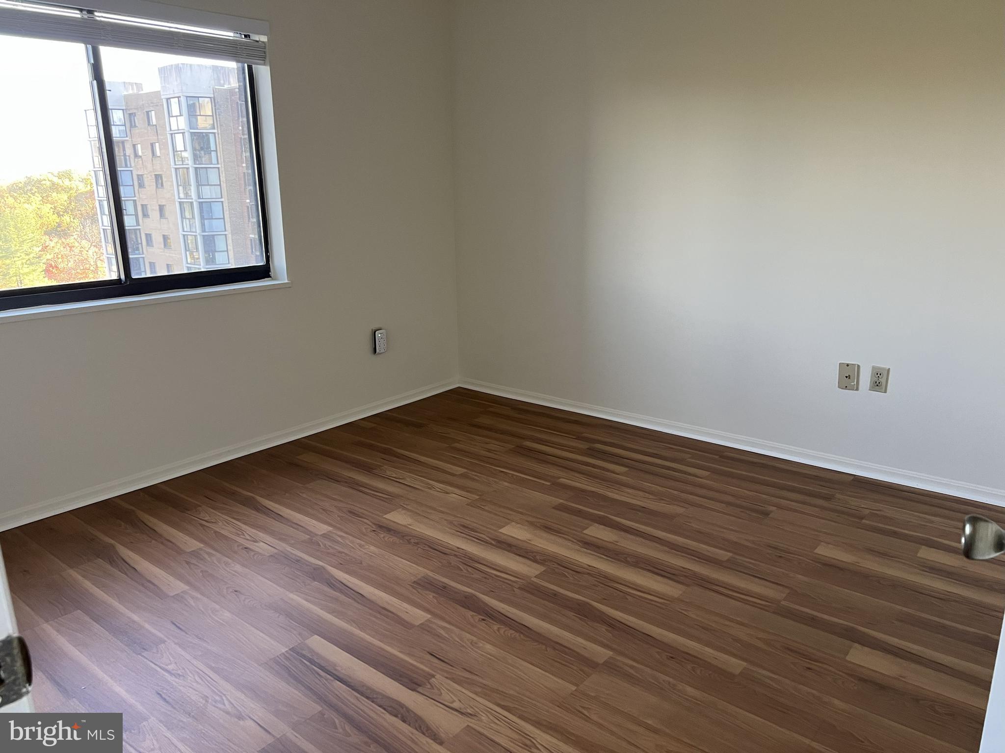 LEISURE WORLD - Residential Lease