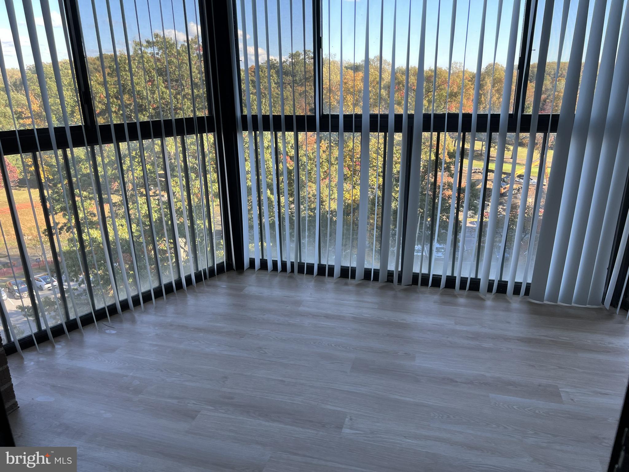 LEISURE WORLD - Residential Lease